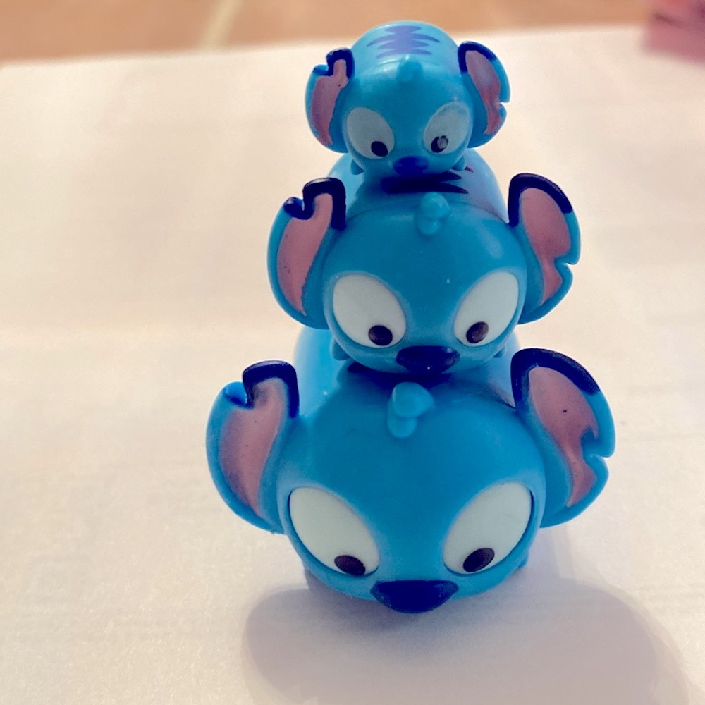 Tsum Tsum Stitch 3 each - small, medium and large.